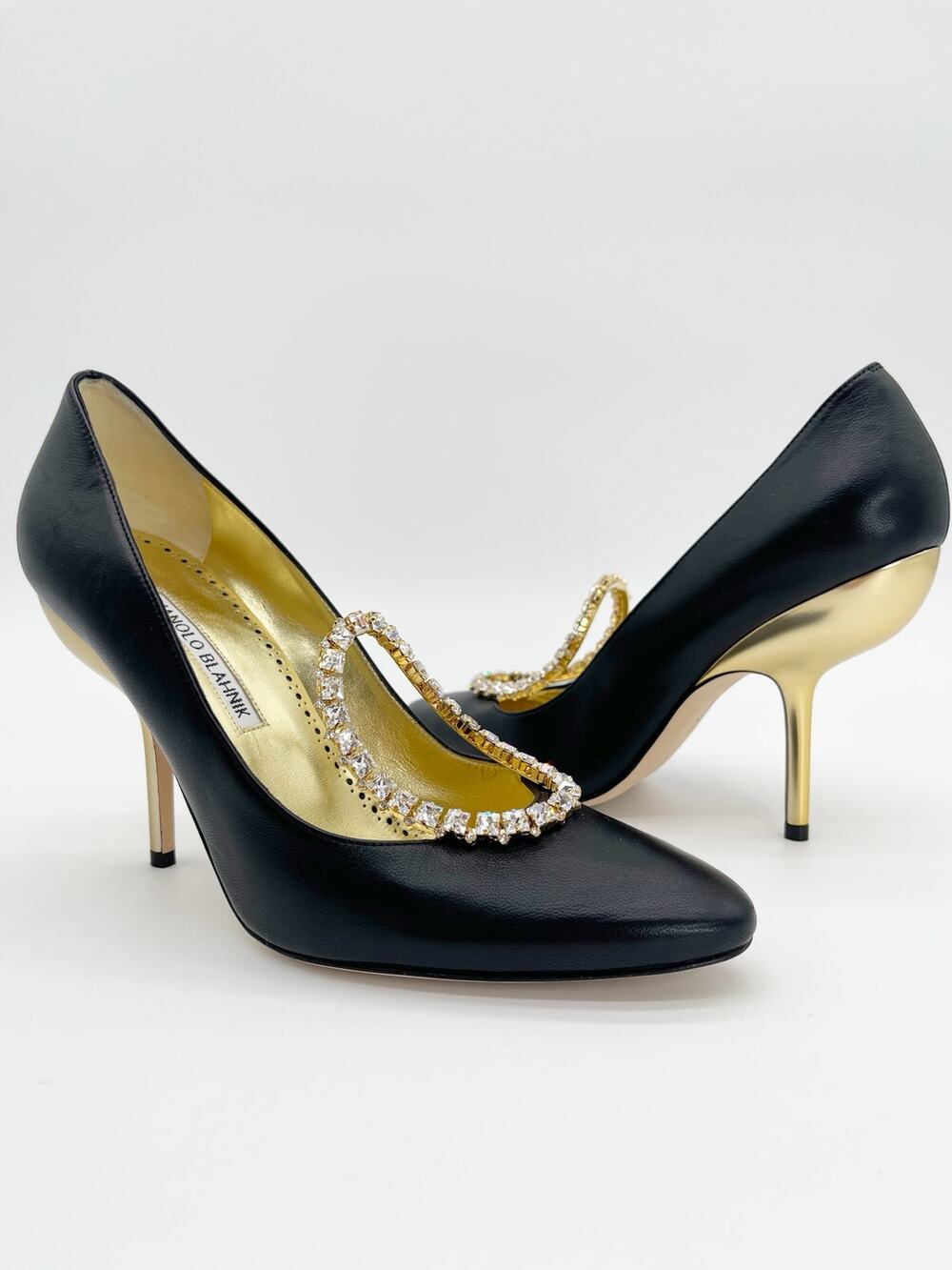 Manolo Blahnik Nazma 105mm Black Leather Crystal Ring Buckle Pumps Heel IT 38.5